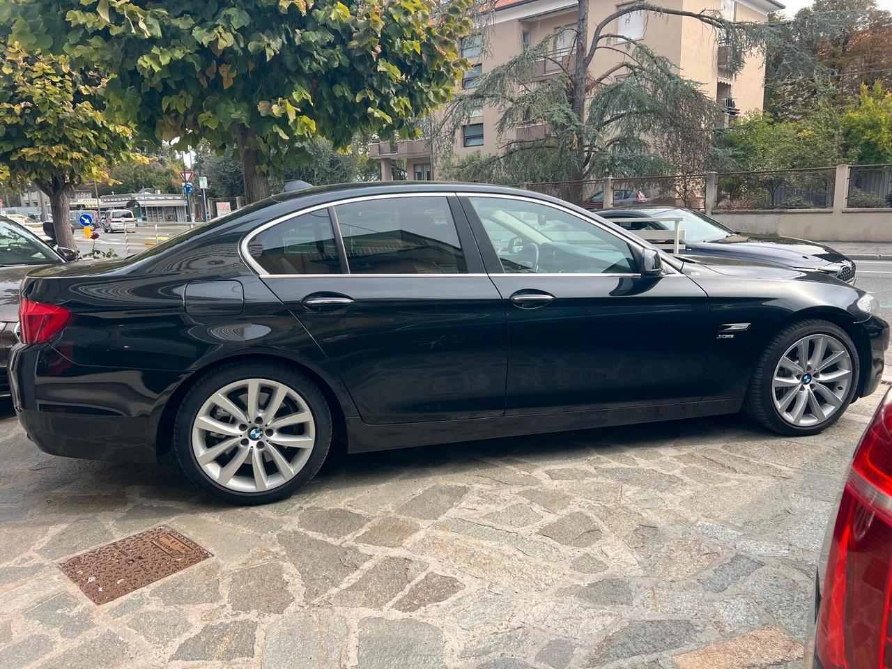 BMW 530 530d XDRIVE 258CV