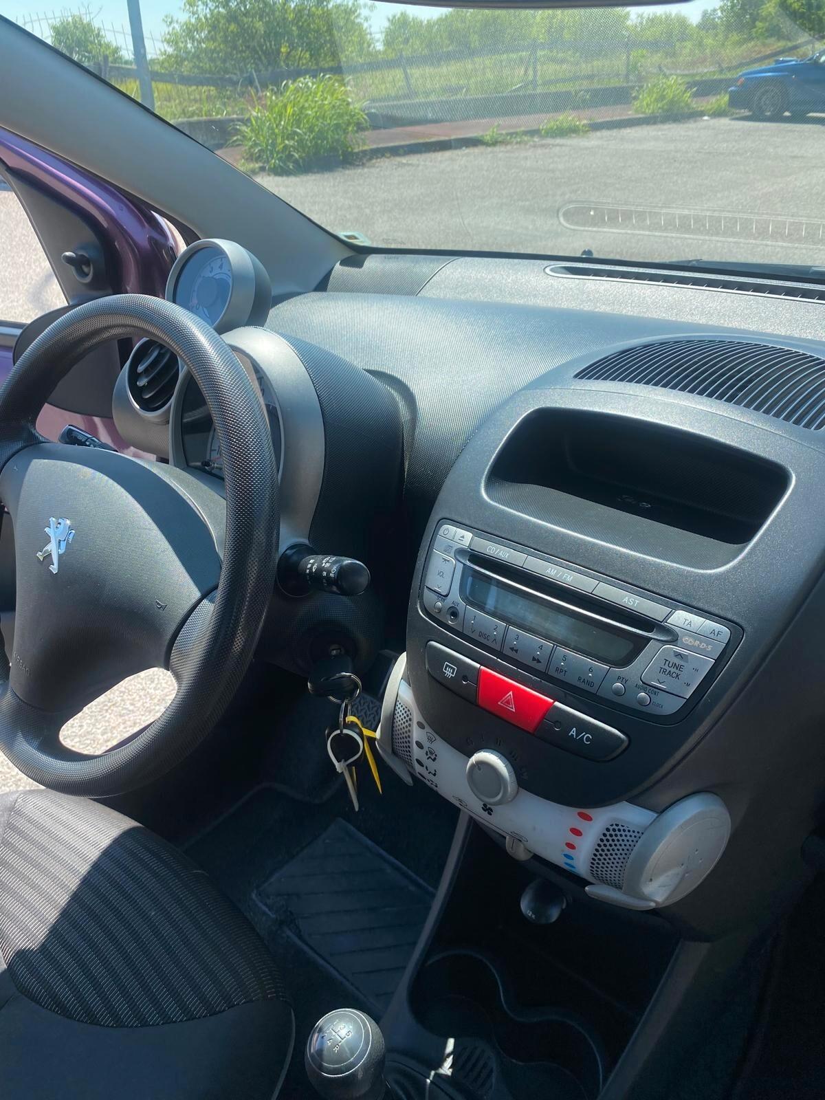 Peugeot 107 1.0 68CV 5p. Superga ADATTA AI NEOPATENTATI