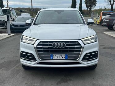 AUDI Q5 40 TDI quattro S tronic Business