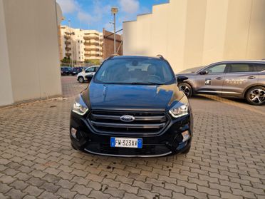 Ford Kuga 2.0 TDCI 180 CV 4WD Powershift ST-Line