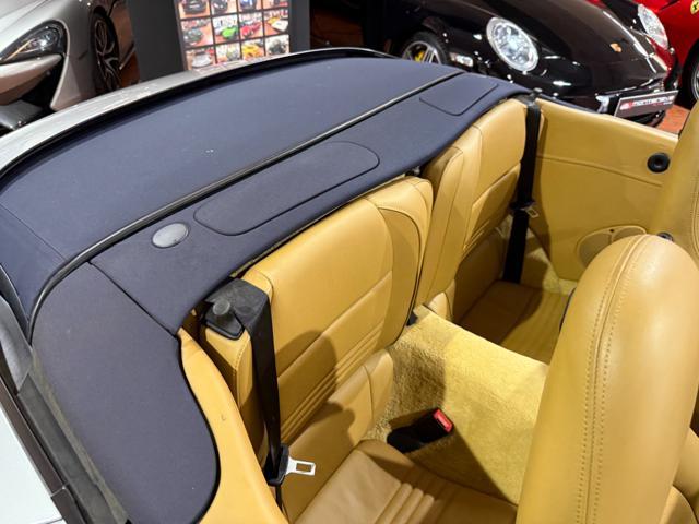 PORSCHE 911 Carrera 4 Cabriolet-Manuale-Service book