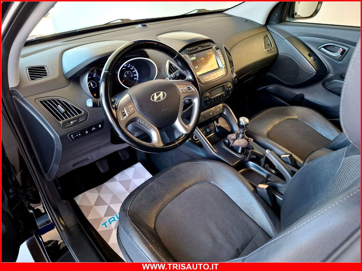 HYUNDAI iX35 1.7 Crdi Xpossible NEOPATENTATI (DOPPIO TETTO PANORAMICO APRIBILE)