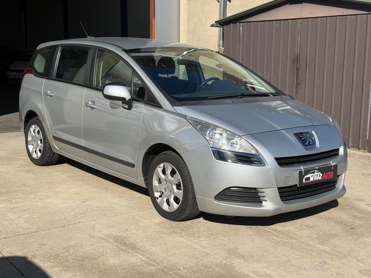 Peugeot 5008 1.6 HDi 110CV Business