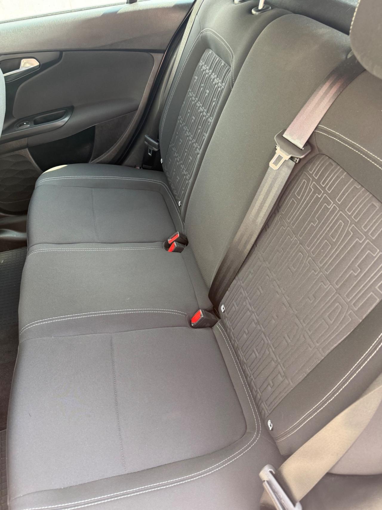 Fiat Tipo 1.5 Hybrid DCT 5p (131 CV)