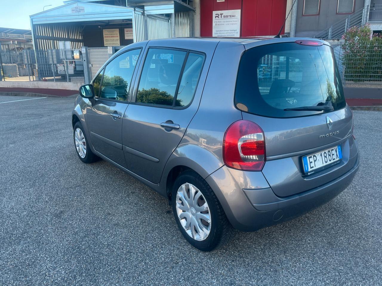 Renault Modus 1.2 16V Live UNICO PROPRIETARIO ADATTA AI NEOPATENTATI