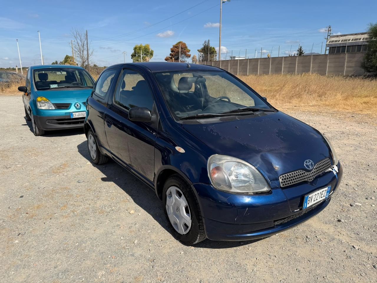 Toyota Yaris 1.3 Benzina-Gancio Traino-Neopatentati