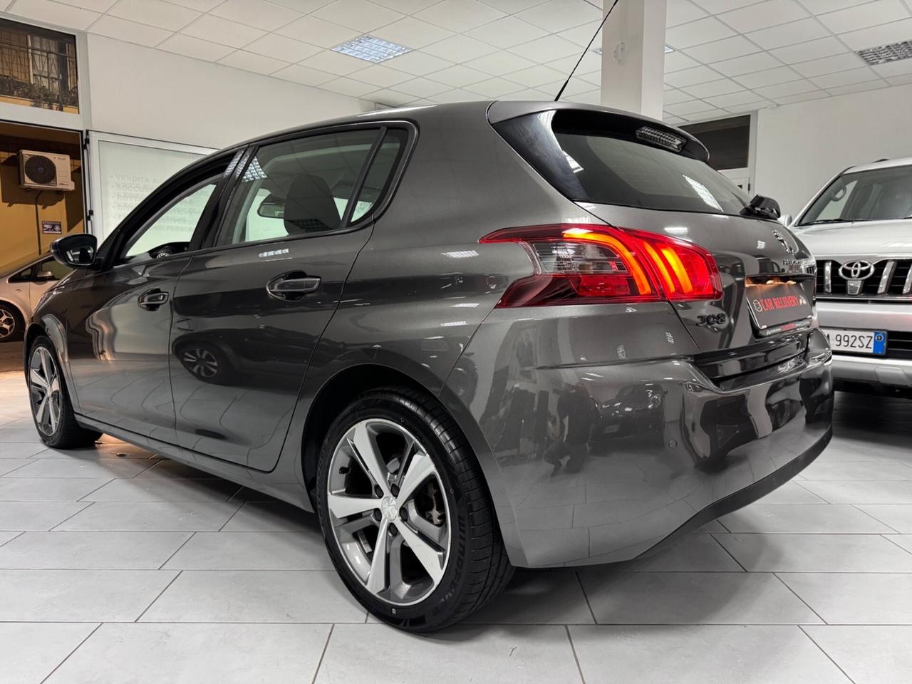 Peugeot 308 BlueHDi 130 S&S Active