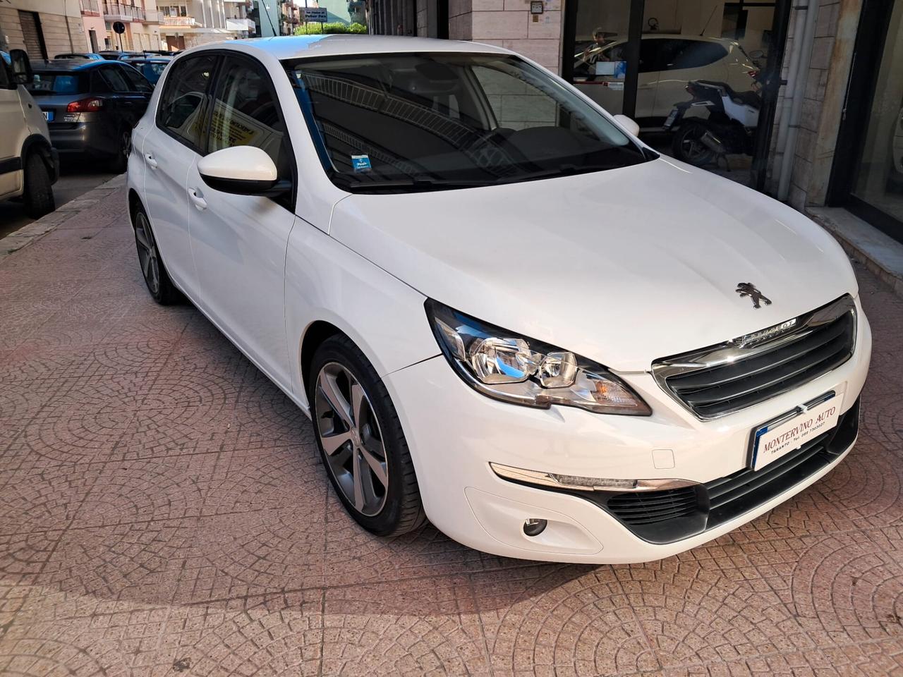 PEUGEOT 308 1.6 HDI 92 CV-NEOPATENTATI-Euro6990