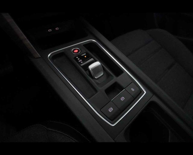 SEAT Leon 1.5 eTSI 150 CV DSG Xcellence