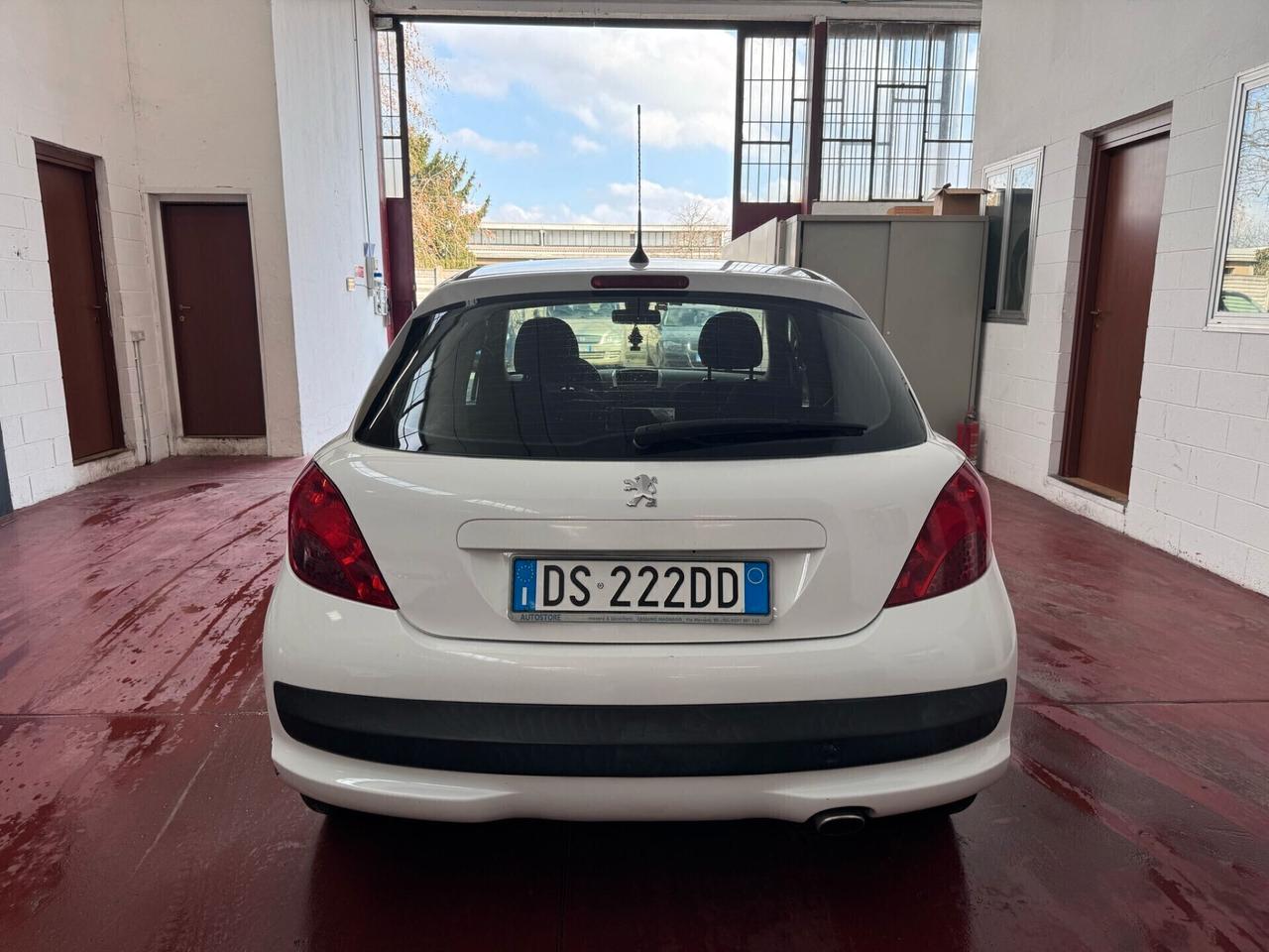 Peugeot 207 1.6 VTi 120CV 5p. XS neopat CAMBIO AUTOMATICO