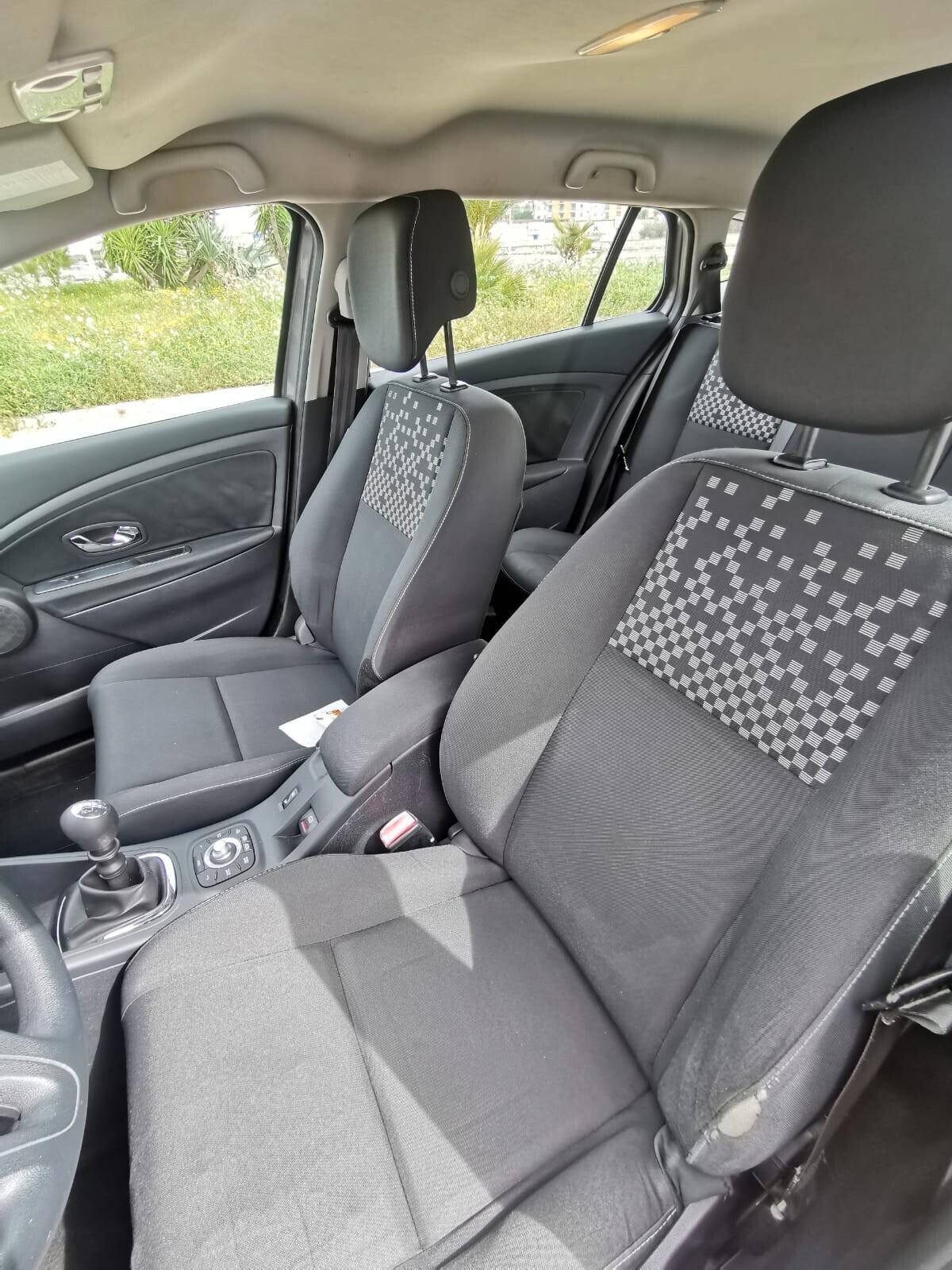 Renault Megane 1.5 dCi 110CV SporTour Wave