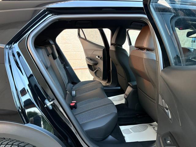 PEUGEOT 2008 Hybrid 145 e-DCS6 Allure