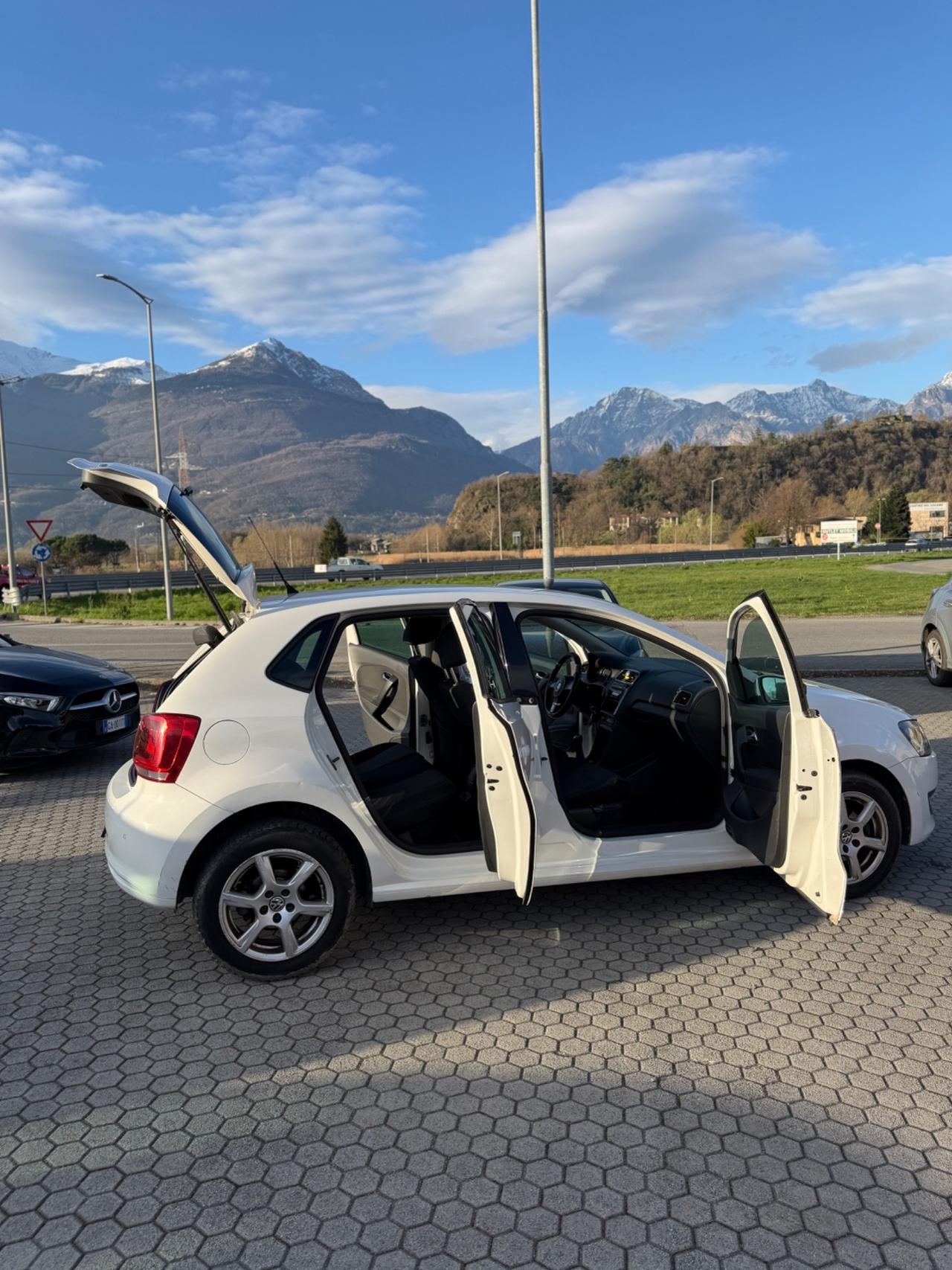 Volkswagen Polo 1.4/80CV 16V 3p. Sportline ok neopatentati