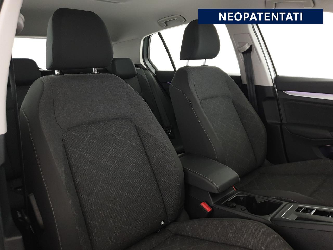 Volkswagen Golf 1.0 etsi evo life 110cv dsg