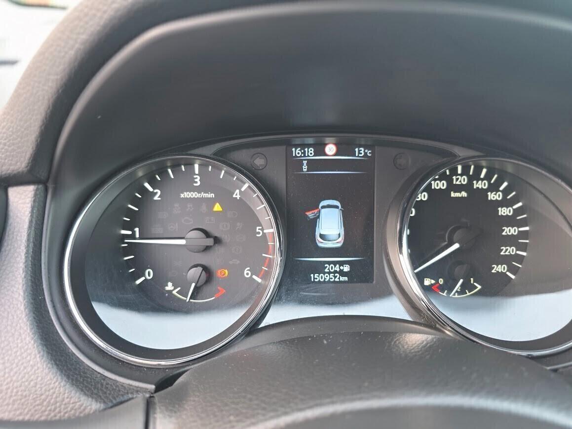 Nissan Qashqai 1.5 dCi N-Connecta