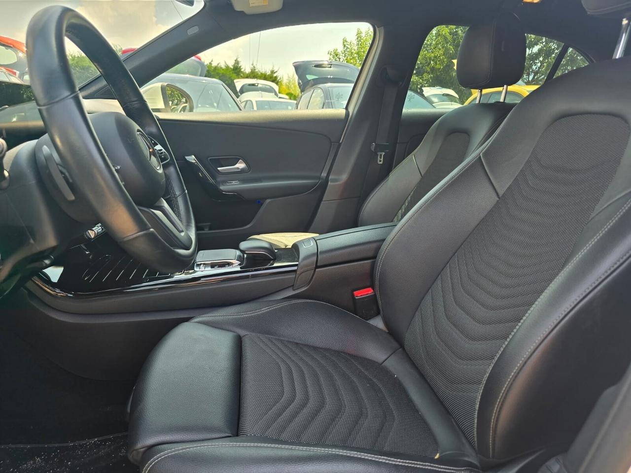 MERCEDES A180CDI 115CV SPORT PACK LUCI