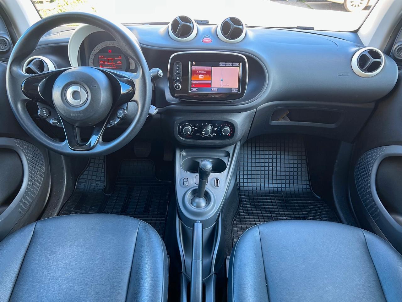 Smart ForTwo 1.0 Passion 71cv twinamic AUTOM. TETTO PANPELLE