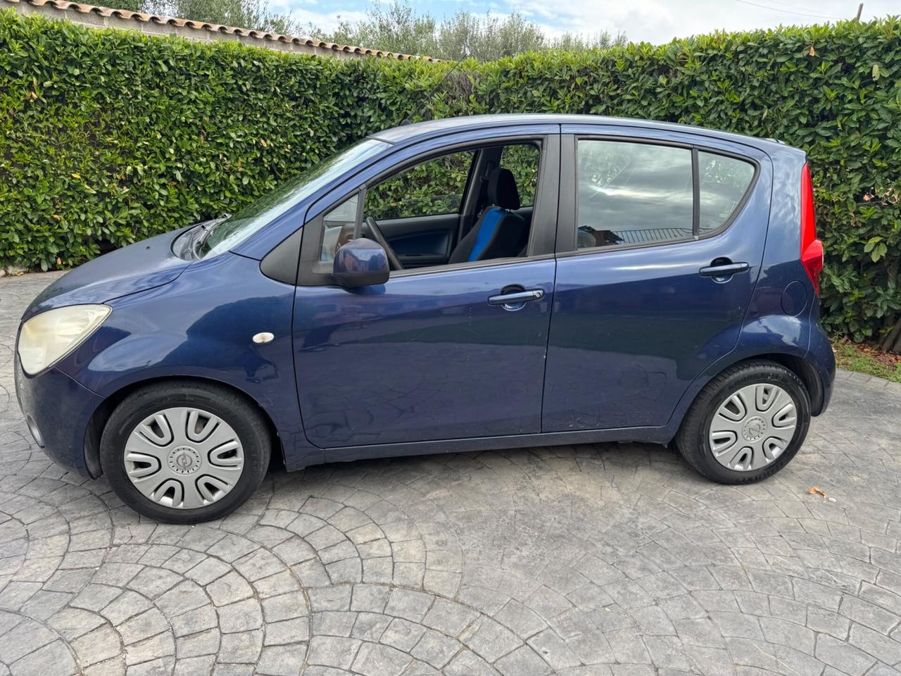 OPEL AGILA 1.3 benzina - POCHI KM - 2009