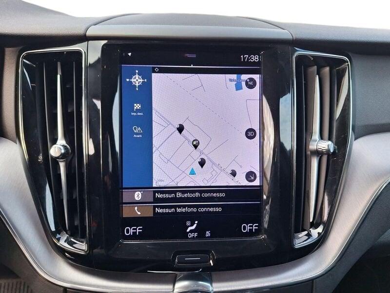 Volvo XC60 B4 197+14 CV AWD Automatica NAVI LED Momentum Pro