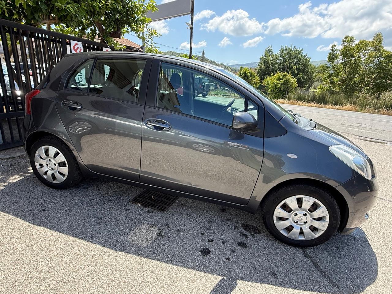 Toyota Yaris 5 Porte Yaris 5p 1.0 Navi