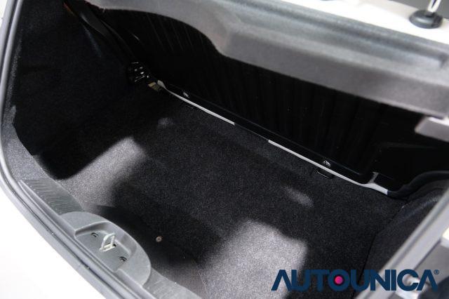 FIAT 500 1.0 HYBRID DOLCEVITA NEOPATENTATI TETTO PANORAMA