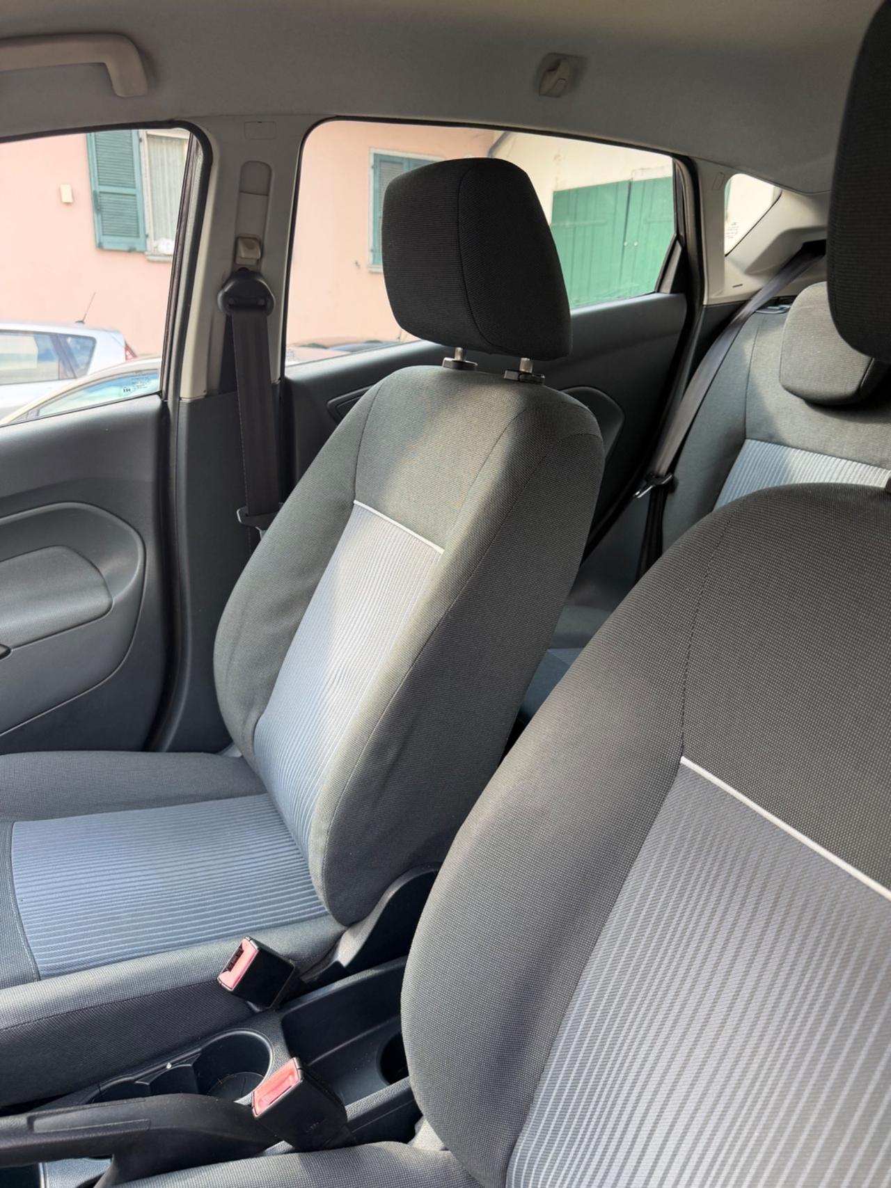 Ford FIESTA 1.2 82 CV 5P TITANIUM NEOPAT KMCERT GARANZ UNICOPR