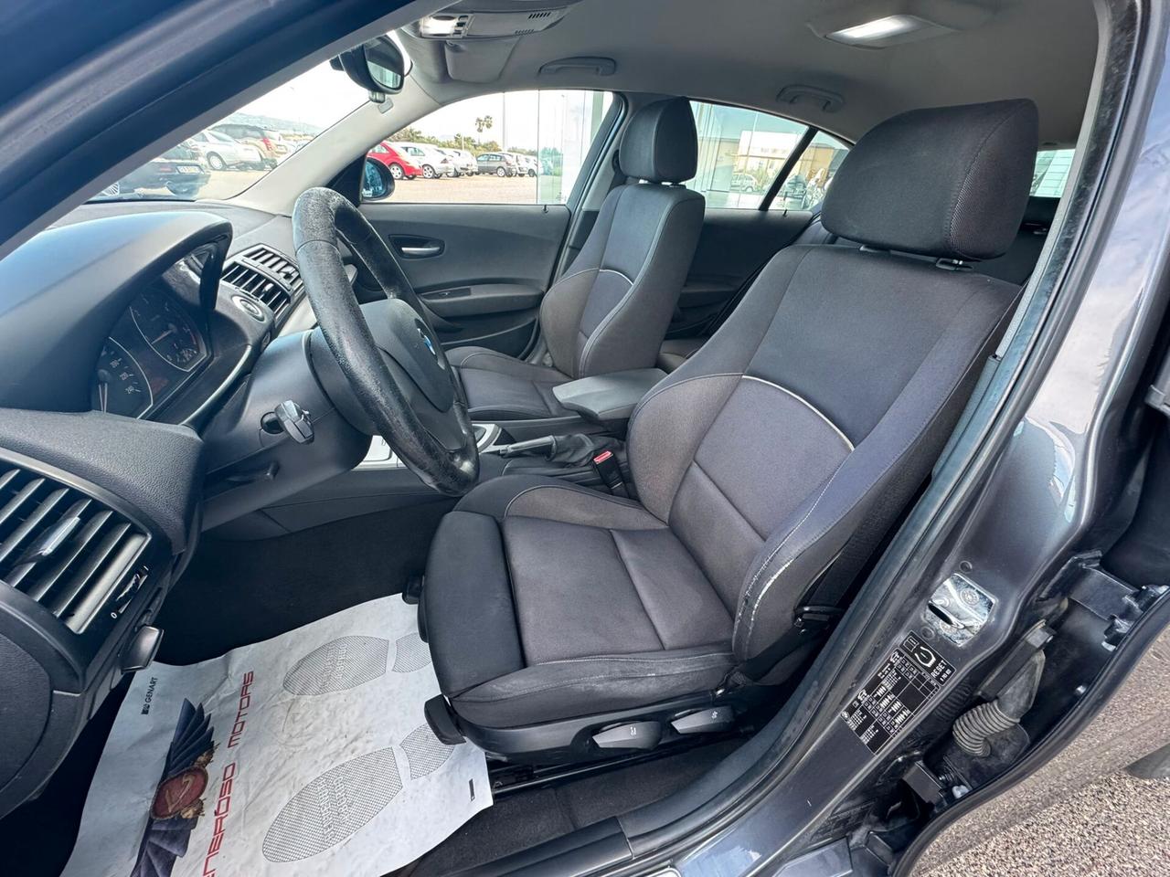 Bmw 118 118d cat 5 porte Attiva