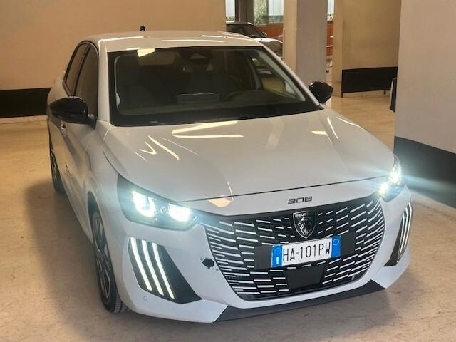 Peugeot 208 ALLURE 08/25 11.800KM PARI NUOVO