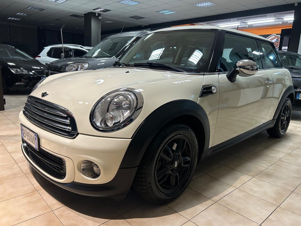 Mini One - 2012 1.6 16V 75cv 137.000 KM NEOPATENTATI