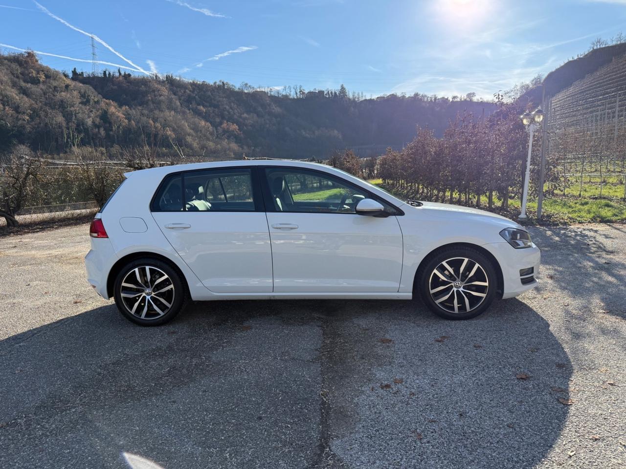 Volkswagen Golf 1.6 TDI 5p. Highline BlueMotion Technology