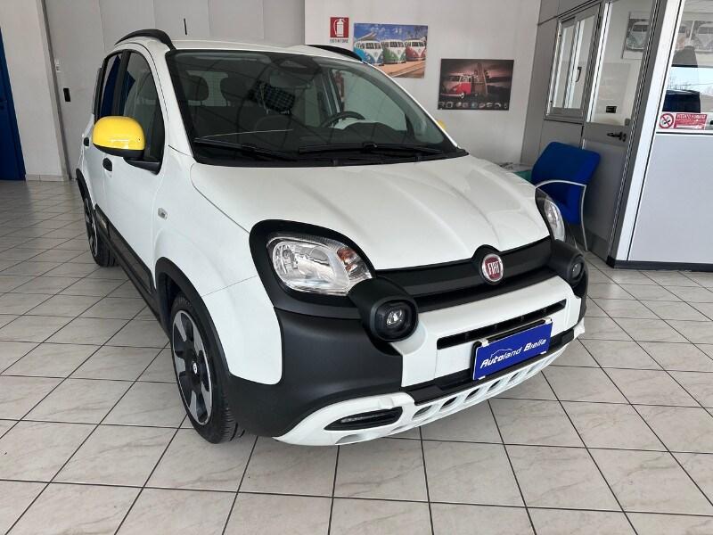 FIAT Pandina Pandina 1.0 FireFly 65 CV Hybrid C...