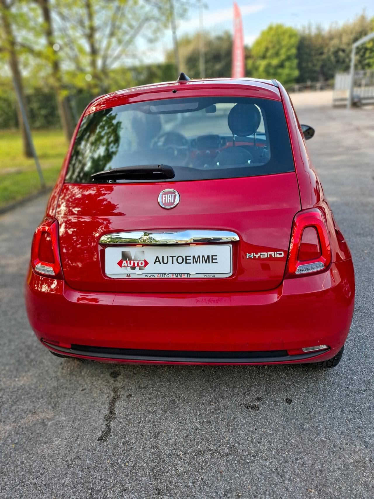 Fiat 500 1.0 Hybrid adatta a neopatentati