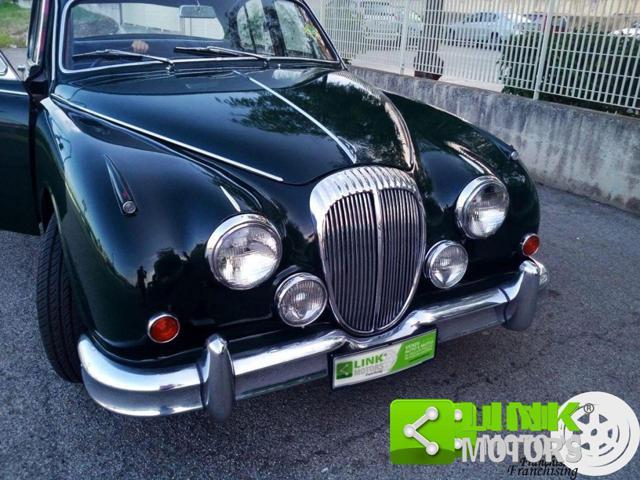 JAGUAR Daimler 250 V8 Saloon / Targa Oro ASI / Visibile a BARI