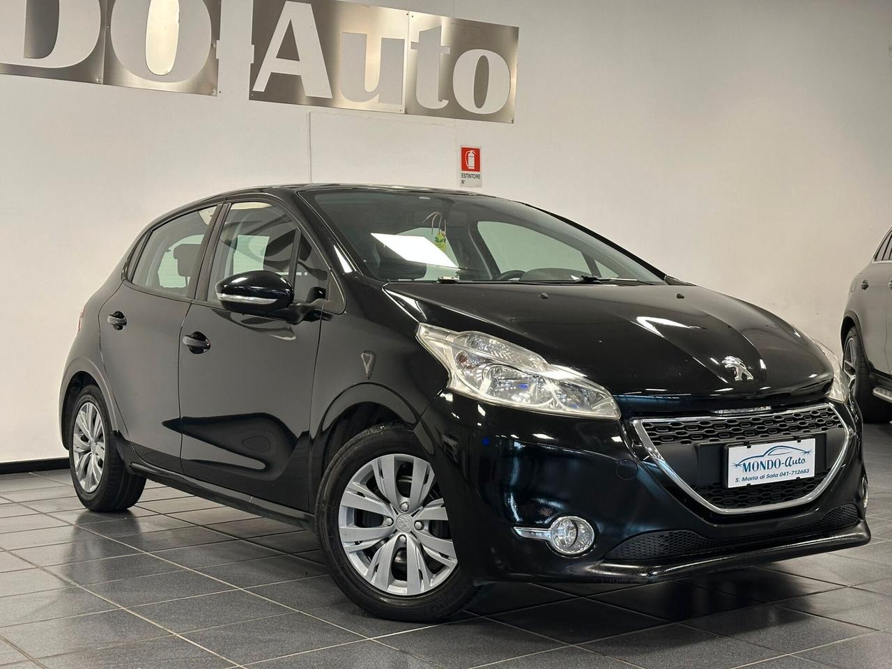Peugeot 208 1.2 VTi 82 CV 5 porte Allure 2013