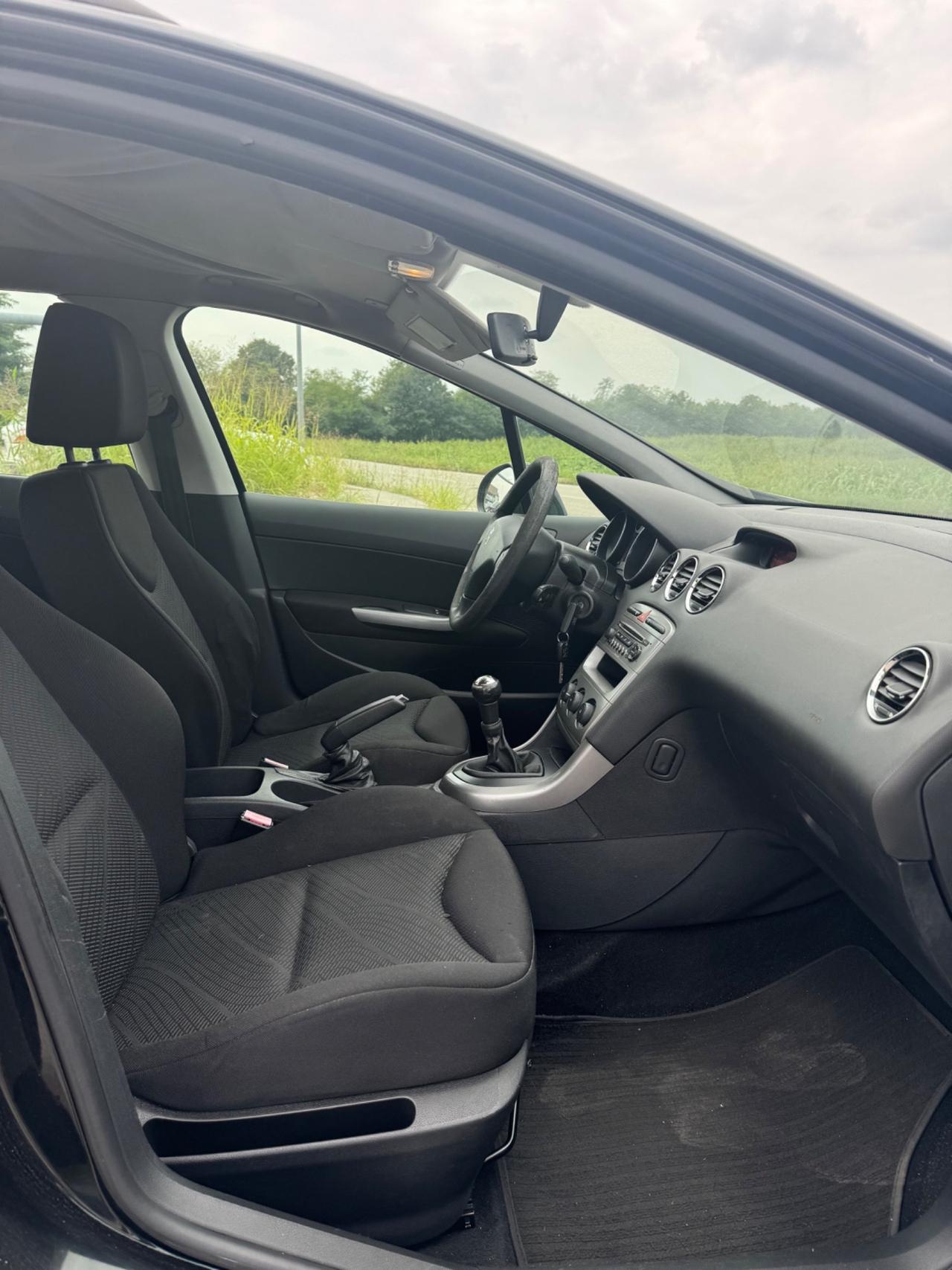 Peugeot 308 1.6 8V HDi 93CV 5p. Access