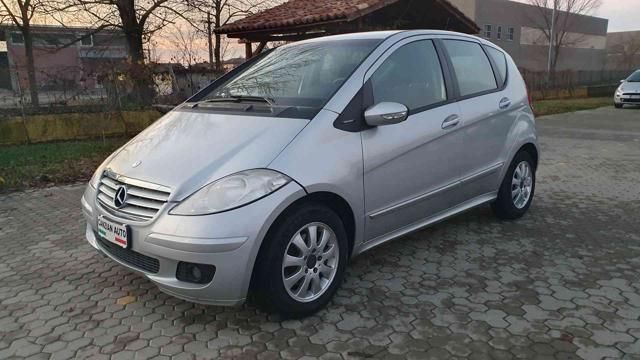 MERCEDES-BENZ A 160 CDI Elegance ADATTO NEOPATENTATO