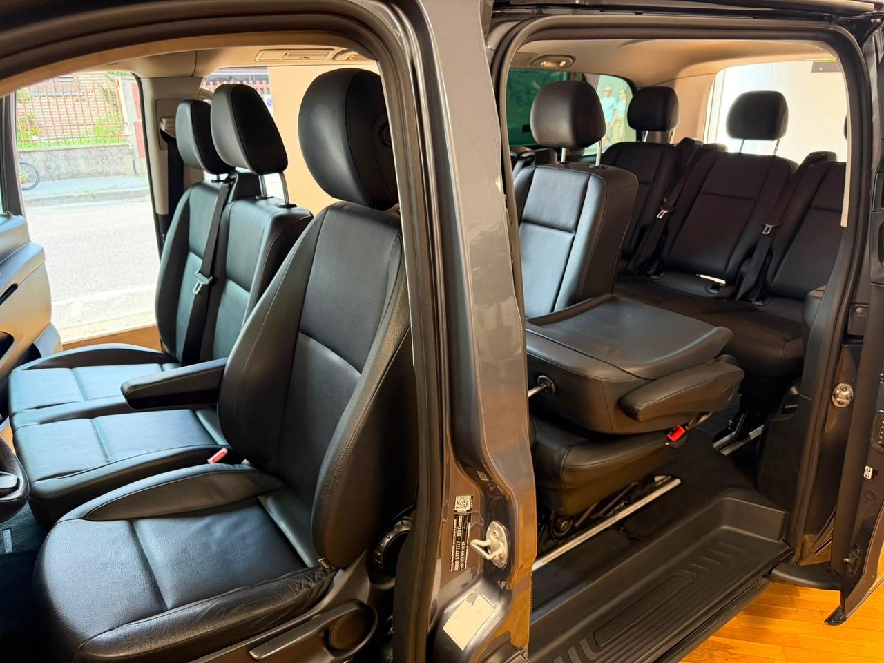 Mercedes-benz Vito MB VITO-TOURER 9PST 2.2CDI Extra-Long VIP