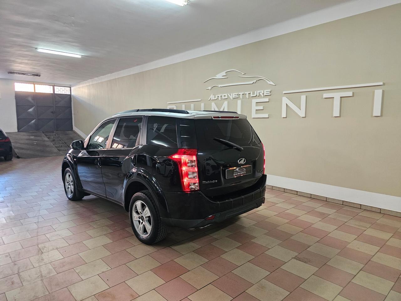 Mahindra XUV500 2.2 16V AWD W8 N1
