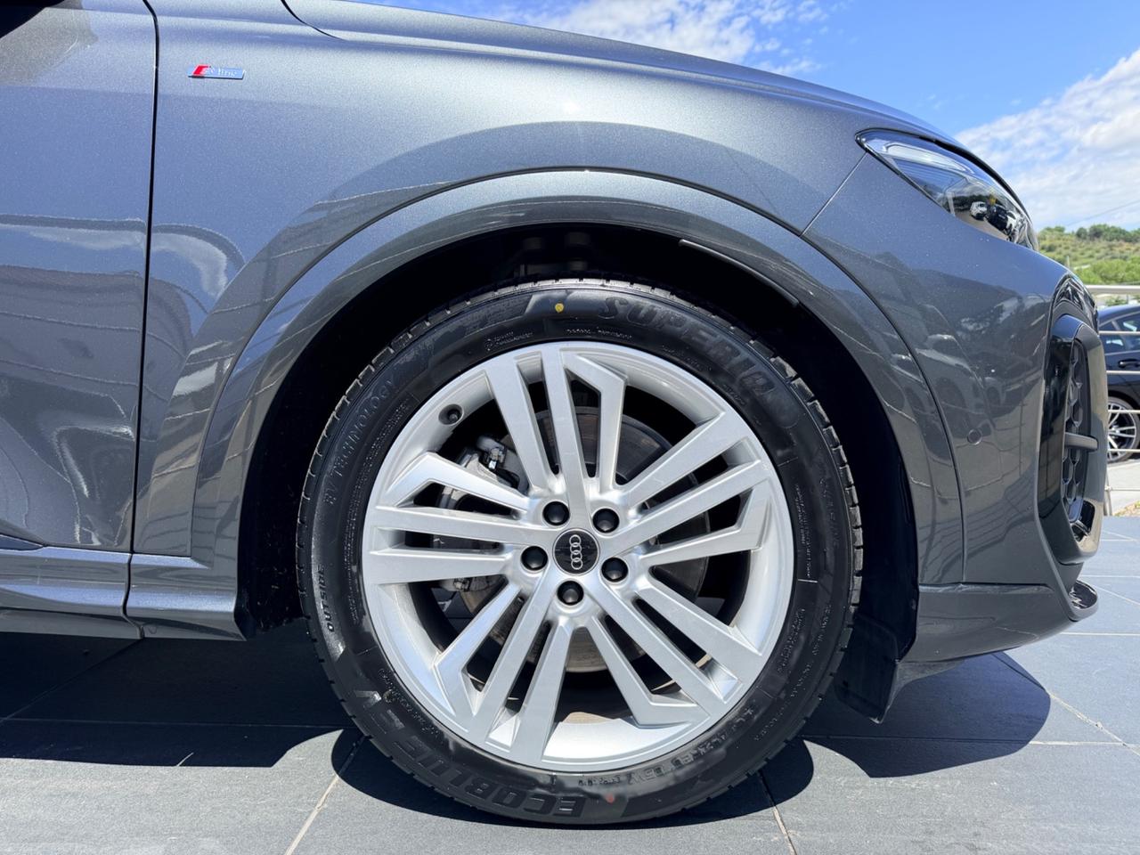 Audi Q5 TDI 150 kW mHEV+ S tronic quattro line edition
