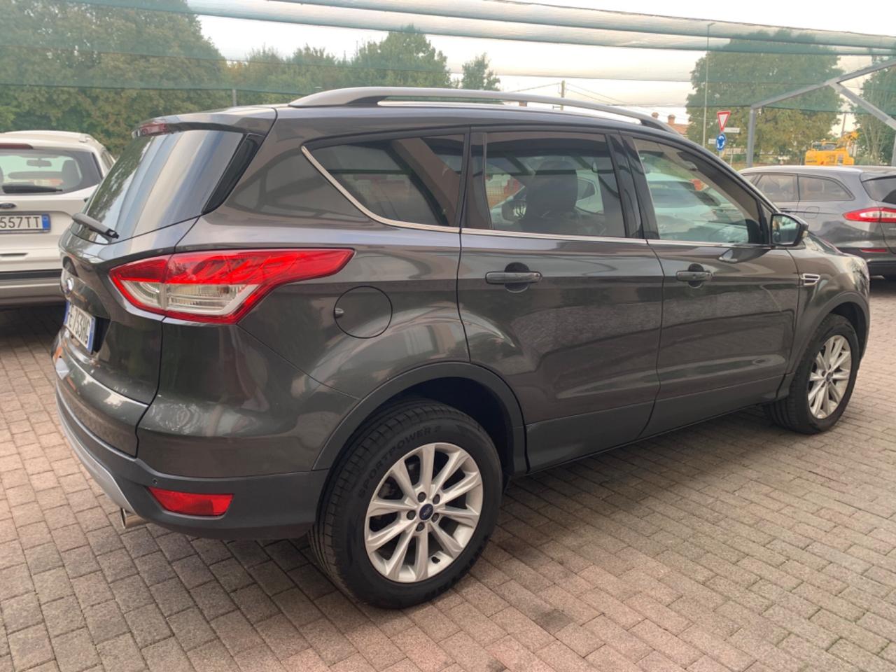 Ford Kuga 2.0 TDCI 150 CV S&S 4WD Powershift Titanium Business