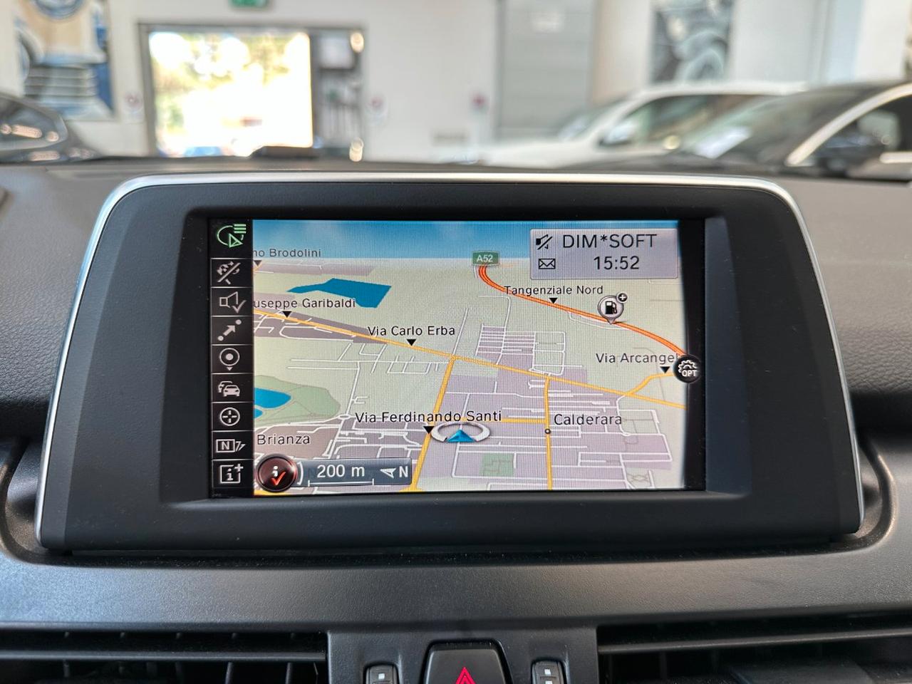BMW 216 d Active Tourer Luxury Auto - LED - 17" - Pelle - Navi
