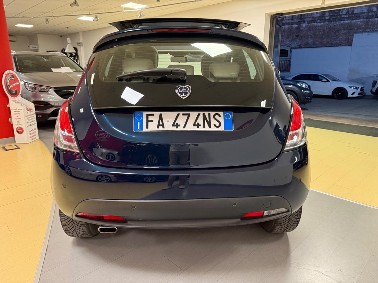 Lancia Ypsilon 1.3 MJT 30th Anniversary TETTO