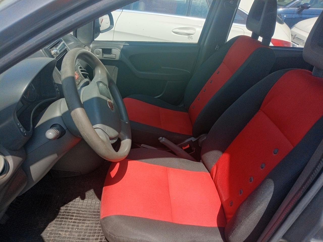 Fiat Panda 1.2 Emotion km originali per neopatentati