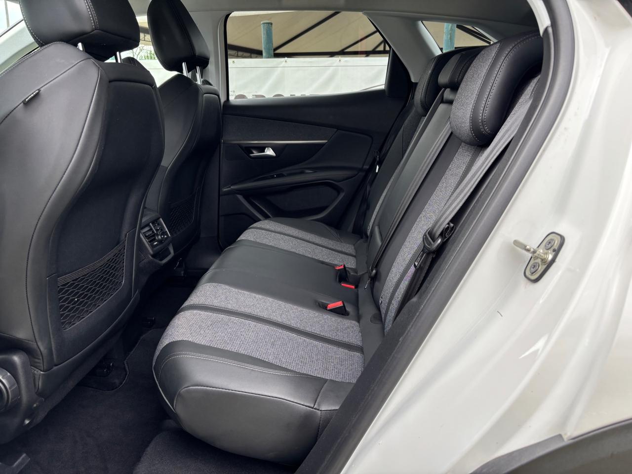 Peugeot 3008 1.5 BlueHDi 130CV S&S Allure-2020