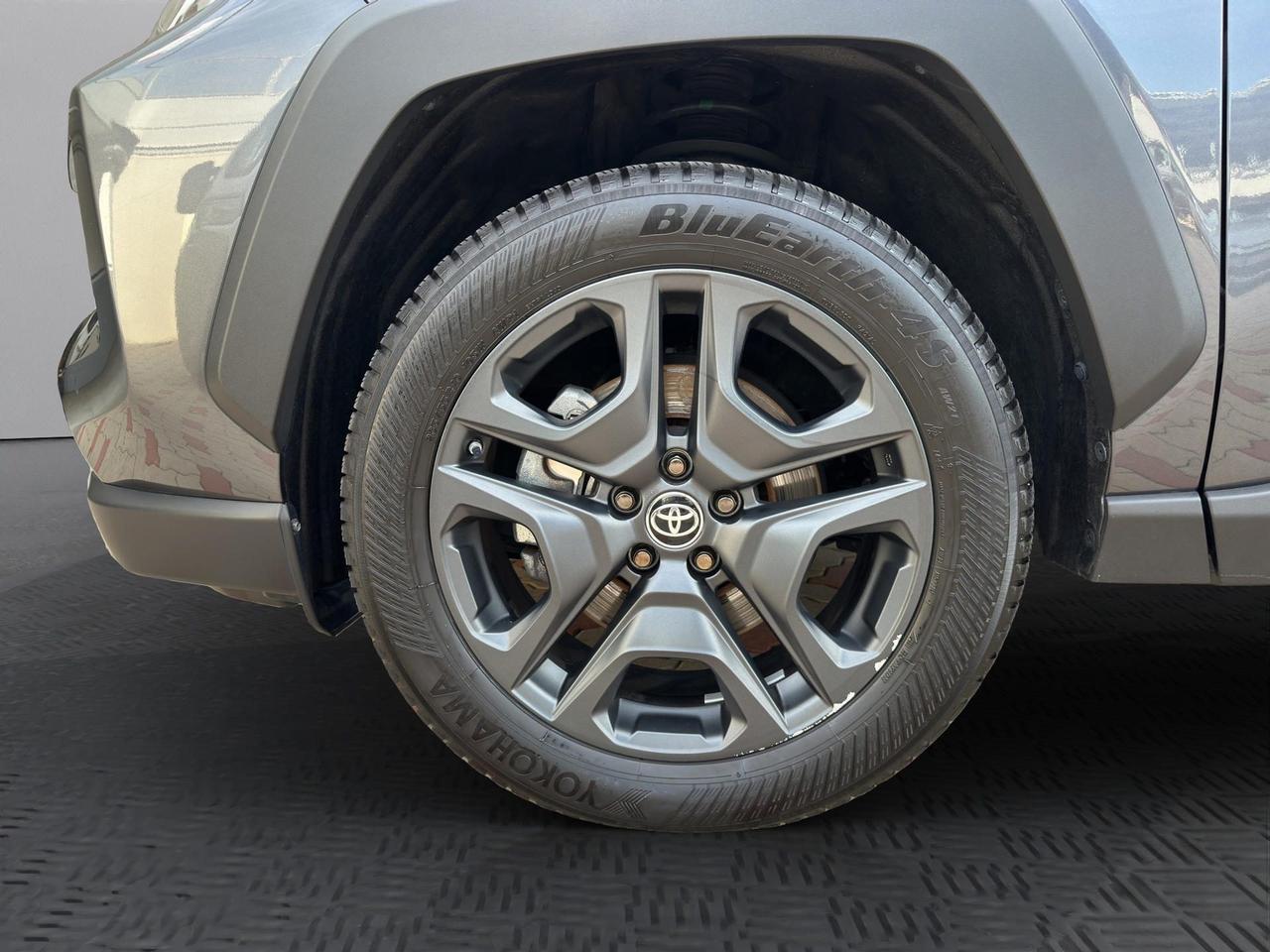 Toyota Rav4 2.5 HV ADVENTURE (222CV) AWD