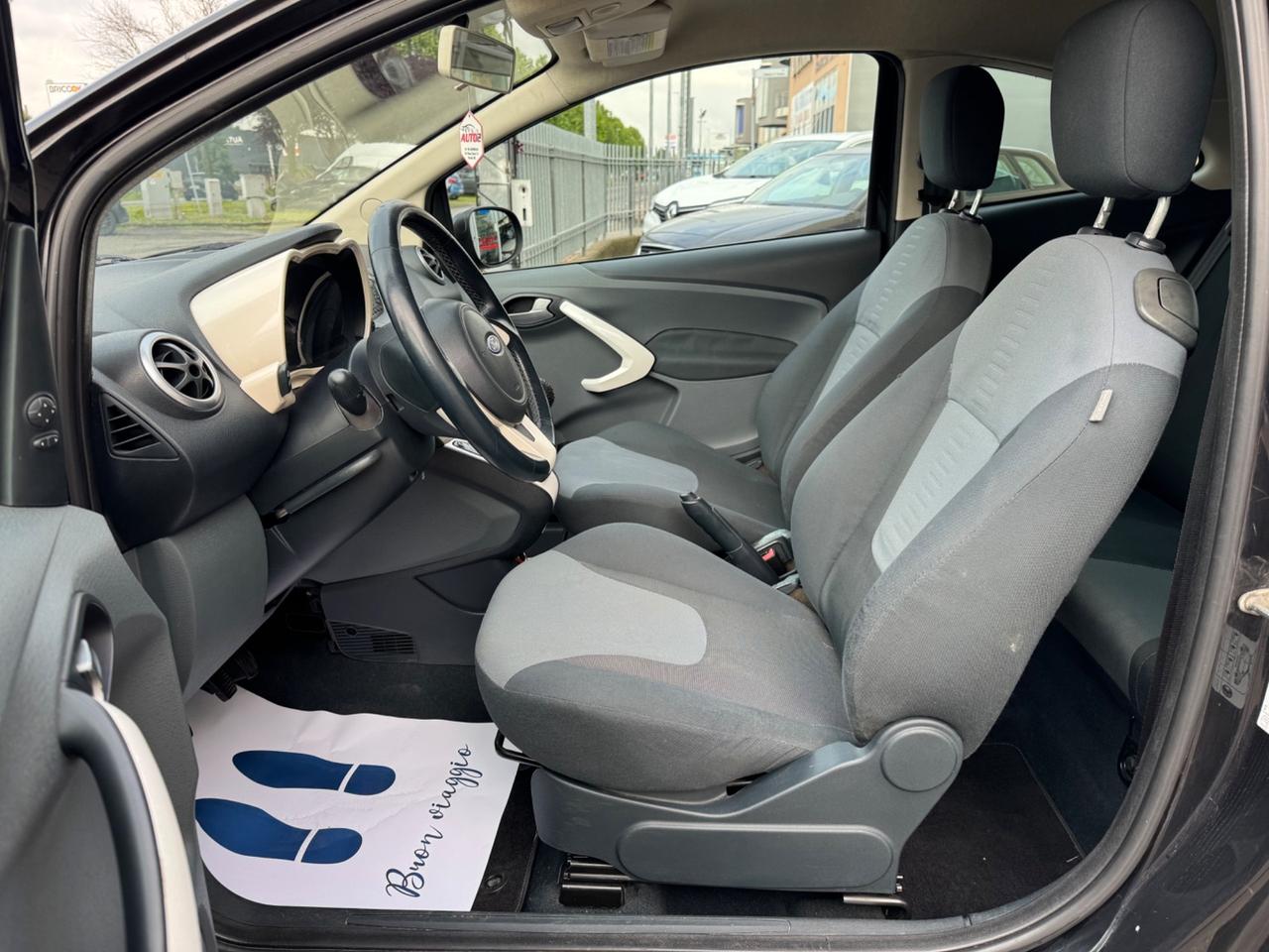 Ford Ka 1.2 8V 69CV Titanium Ok Neopatentati