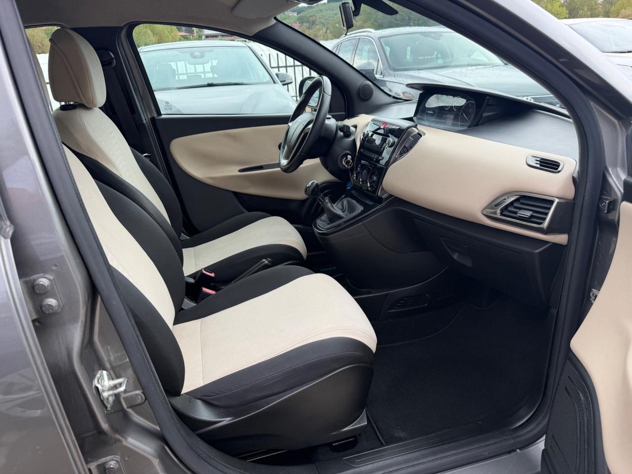 LANCIA YPSILON 1.3 MJT S&S 95CV EURO 6/ GOLD 5porte