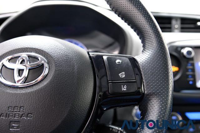 TOYOTA Yaris 1.5 HYBRID 5 PORTE STYLE NEOPATENTATI