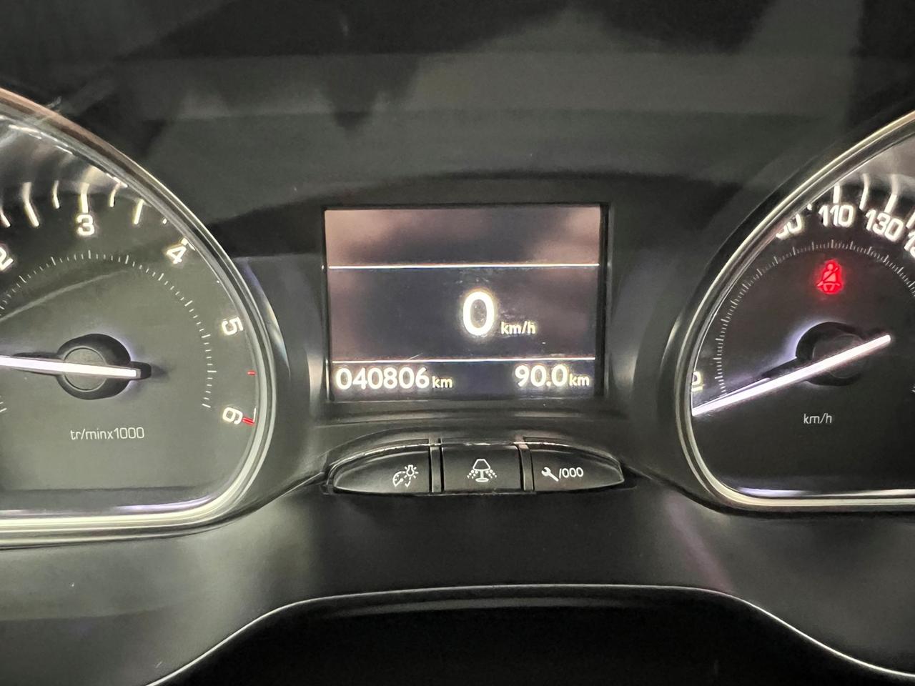 PEUGEOT 2008 1.6 bluehdi Allure 100cv