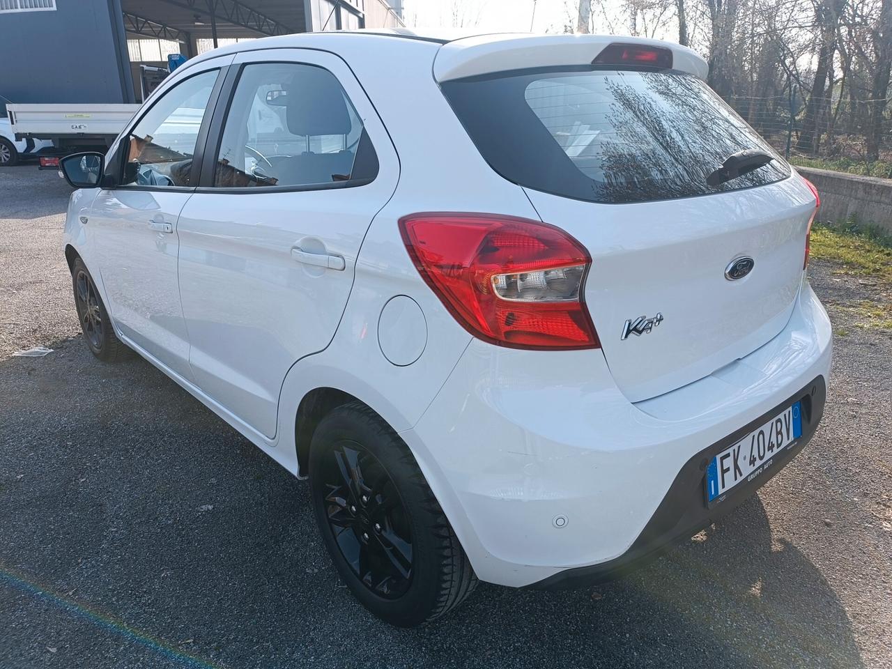 Ford Ka 1.2 Ti-VCT 85CV Black & White -----KM 86000-------